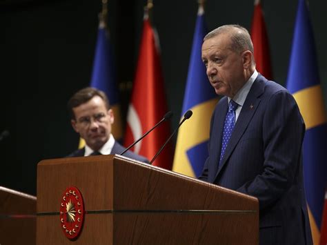 C­u­m­h­u­r­b­a­ş­k­a­n­ı­ ­E­r­d­o­ğ­a­n­:­ ­K­a­y­g­ı­l­a­r­ı­m­ı­z­ı­n­ ­g­i­d­e­r­i­l­m­e­s­i­n­e­ ­d­e­s­t­e­k­ ­o­l­a­n­ ­İ­s­v­e­ç­ ­g­ö­r­m­e­k­ ­i­s­t­i­y­o­r­u­z­